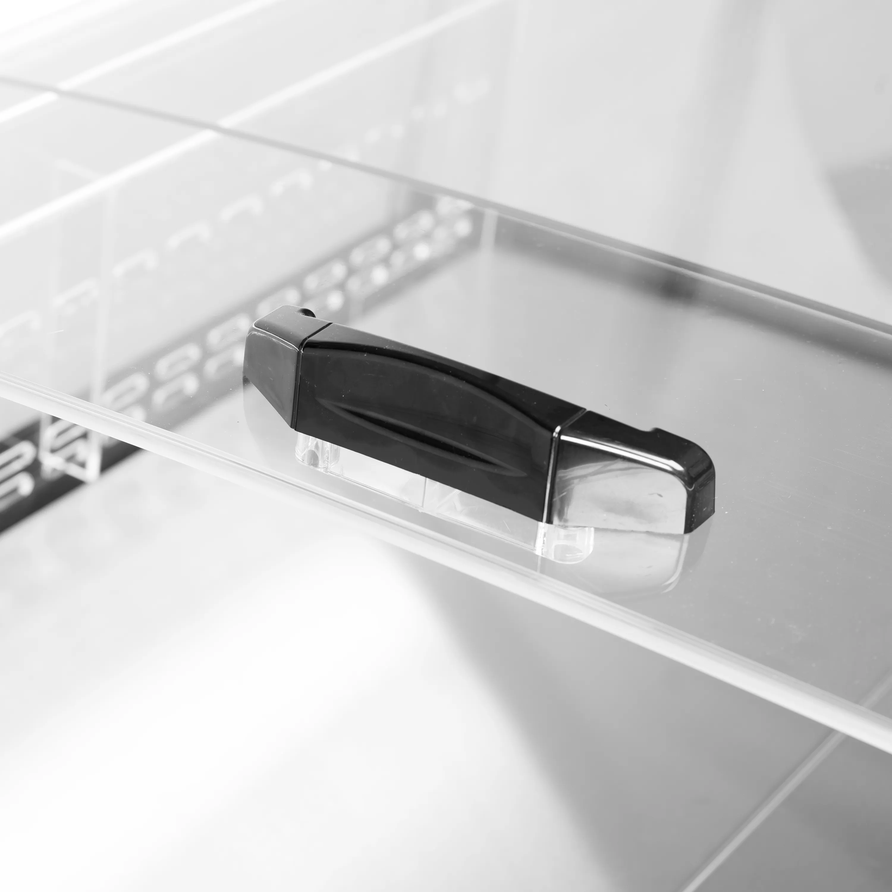 Chladicí vitrína Tefcold PDC 126 VS SL LED, samoobslužná, ventilovaná